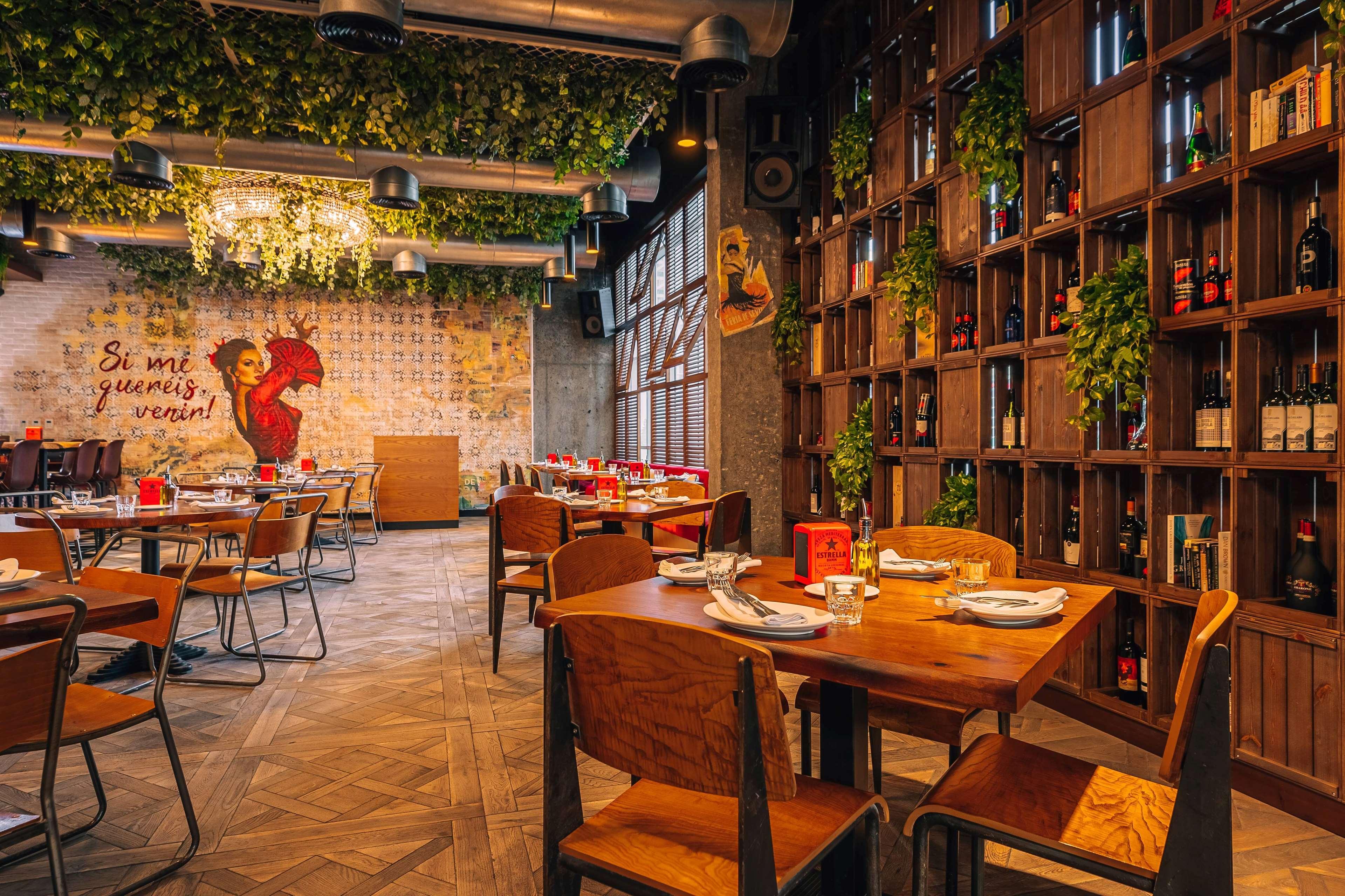 Tryp By Wyndham Dubai Hotel Ngoại thất bức ảnh Interior of the restaurant